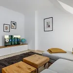 Apartment By Doni I Serviced I Ruhig I Zentral Nahe Rmcc, Staatsheater & Landtag *