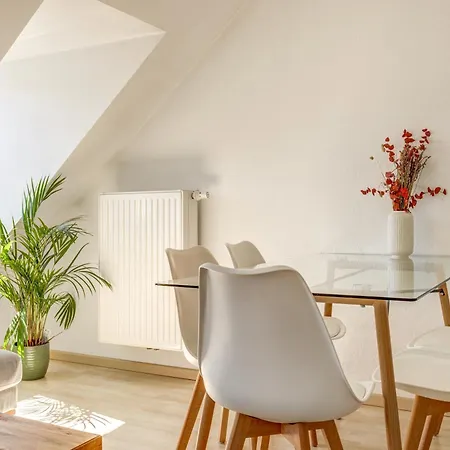 By Doni I Serviced I Ruhig I Zentral Nahe Rmcc, Staatsheater & Landtag Appartamento *