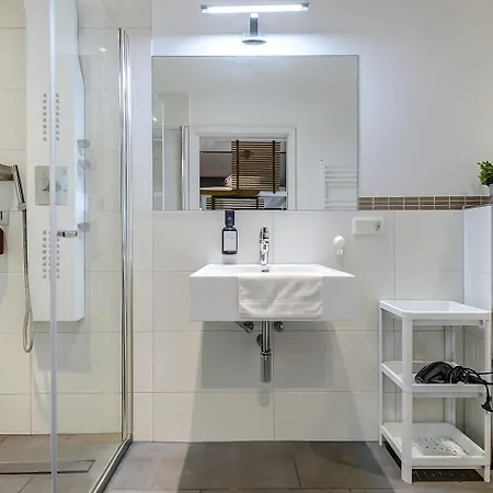 By Doni I Serviced I Ruhig I Zentral Nahe Rmcc, Staatsheater & Landtag * Wiesbaden