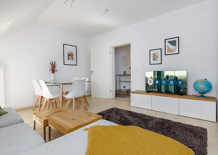 By Doni I Serviced I Ruhig I Zentral Nahe Rmcc, Staatsheater & Landtag Appartamento