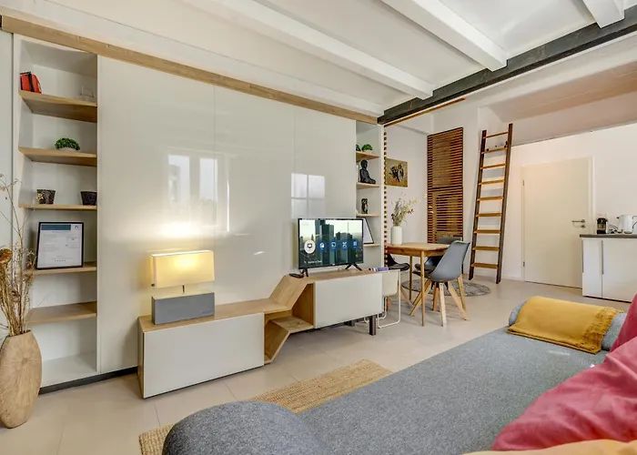 By Doni I Serviced I Ruhig I Zentral Nahe Rmcc, Staatsheater & Landtag Appartamento *